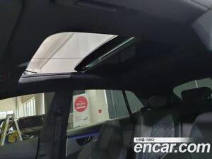 Audi Q8 50 TDI 4WD Premium 2021 года из Южной Кореи