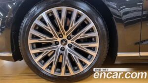 Audi A8 60 TFSI 4WD LWB 2021 года из Южной Кореи