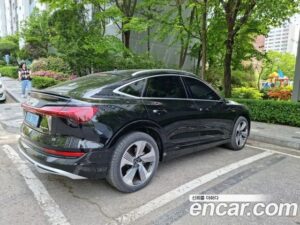 Audi e-tron 55 4WD Sportback 2021 года из Южной Кореи