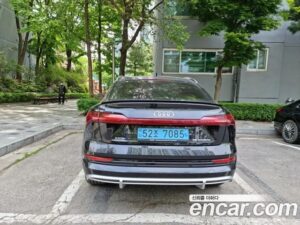 Audi e-tron 55 4WD Sportback 2021 года из Южной Кореи