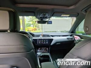 Audi e-tron 55 4WD Sportback 2021 года из Южной Кореи