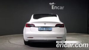 Tesla Model 3 Standard RANGE Plus 2020 года из Южной Кореи