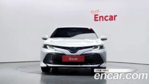 Toyota Camry 2.5 LE HYBRID 2020 года из Южной Кореи