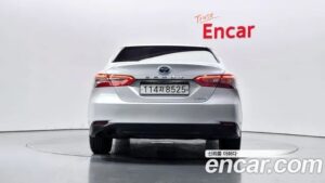 Toyota Camry 2.5 LE HYBRID 2020 года из Южной Кореи