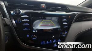 Toyota Camry 2.5 LE HYBRID 2020 года из Южной Кореи