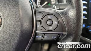 Toyota Camry 2.5 LE HYBRID 2020 года из Южной Кореи