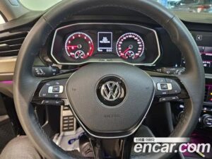 Volkswagen Jetta 1.4 TSI Prestige 2020 года из Южной Кореи