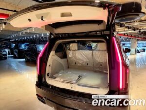 Cadillac Escalade 6.2 ESV 2023 года из Южной Кореи