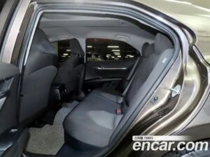 Toyota Camry 2.5 LE HYBRID 2020 года из Южной Кореи
