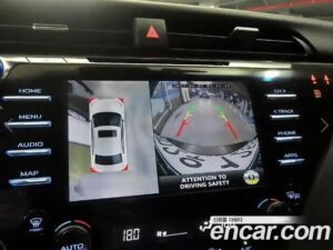 Toyota Camry 2.5 LE HYBRID 2020 года из Южной Кореи