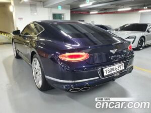 Bentley Continental 4.0 GT 2021 года из Южной Кореи
