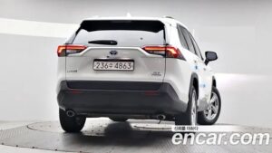 Toyota RAV4 2.5 2WD HYBRID 2021 года из Южной Кореи