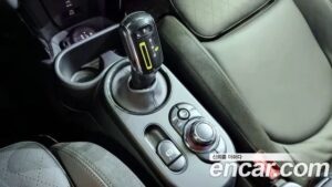 Mini Cooper SE ELECTRIC 2023 года из Южной Кореи