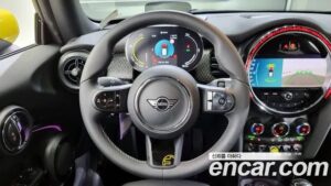 Mini Cooper SE ELECTRIC 2023 года из Южной Кореи