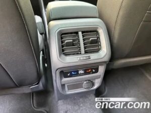 Volkswagen Tiguan 2.0 TSI Prestige 2023 года из Южной Кореи