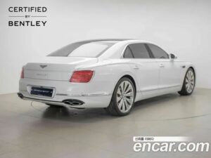 Bentley Flying Spur 4.0 2022 года из Южной Кореи