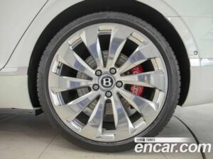 Bentley Flying Spur 4.0 2022 года из Южной Кореи