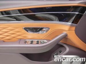 Bentley Flying Spur 4.0 2022 года из Южной Кореи