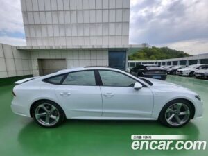 Audi A7 50 TDI 4WD Premium 2022 года из Южной Кореи