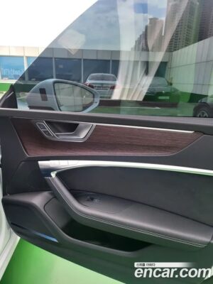 Audi A7 50 TDI 4WD Premium 2022 года из Южной Кореи