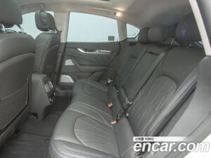 Maserati Levante 2.0 GT AWD 2022 года из Южной Кореи