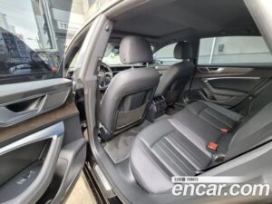Audi A7 45 TDI 4WD Premium 2021 года из Южной Кореи