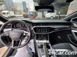 Audi A7 45 TDI 4WD Premium 2021 года из Южной Кореи