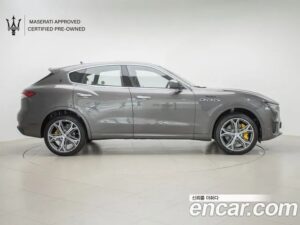 Maserati Levante 3.0 AWD Modena 2022 года из Южной Кореи