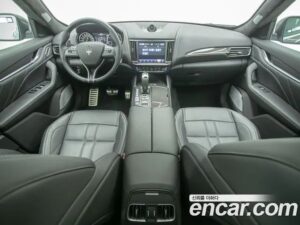 Maserati Levante 3.0 AWD Modena 2022 года из Южной Кореи