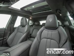 Maserati Levante 3.0 AWD Modena 2022 года из Южной Кореи