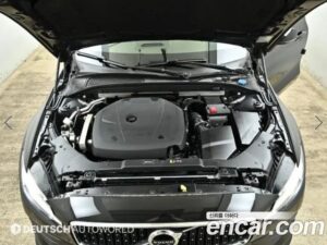 Volvo V60 T5 AWD 2020 года из Южной Кореи