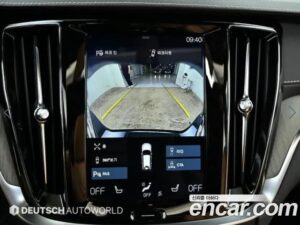 Volvo V60 T5 AWD 2020 года из Южной Кореи