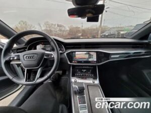 Audi A7 45 TDI 4WD Premium 2021 года из Южной Кореи