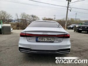 Audi A7 45 TDI 4WD Premium 2021 года из Южной Кореи