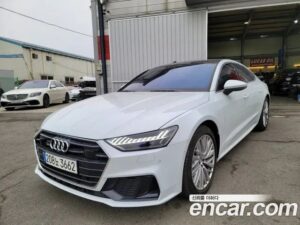 Audi A7 45 TDI 4WD Premium 2021 года из Южной Кореи