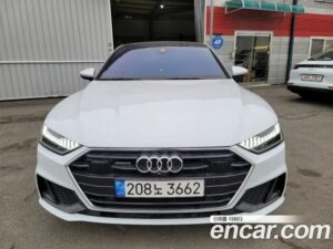 Audi A7 45 TDI 4WD Premium 2021 года из Южной Кореи