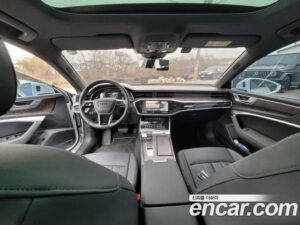 Audi A7 45 TDI 4WD Premium 2021 года из Южной Кореи