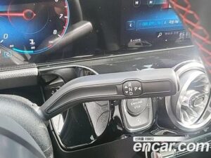 Mercedes-Benz GLA-Class GLA250 4MATIC 2022 года из Южной Кореи