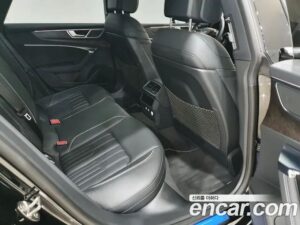 Audi A7 50 TDI 4WD Premium 2020 года из Южной Кореи