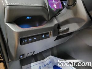 Toyota RAV4 2.5 4WD HYBRID LTD 2022 года из Южной Кореи