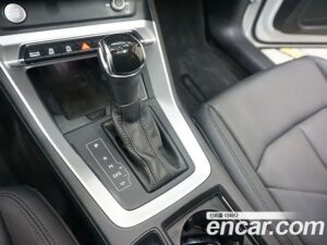 Audi Q3 35 TDI Premium 2020 года из Южной Кореи