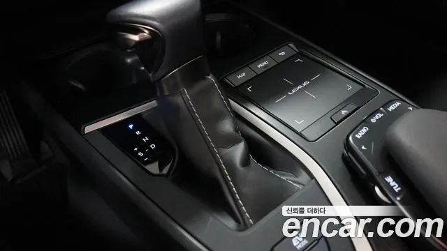 34974725_008.jpg Lexus UX 2.0 2WD 2021 года из Южной Кореи
