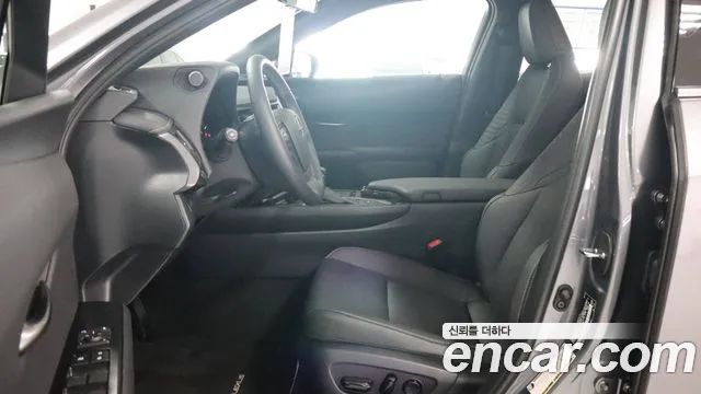 34974725_009.jpg Lexus UX 2.0 2WD 2021 года из Южной Кореи