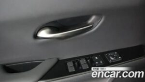 Lexus UX 2.0 2WD 2021 года из Южной Кореи