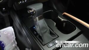 Lexus ES Luxury Plus 2023 года из Южной Кореи