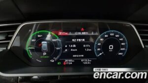 Audi e-tron 55 4WD 2021 года из Южной Кореи