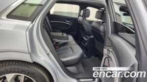 Audi e-tron 55 4WD 2021 года из Южной Кореи