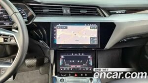 Audi e-tron 55 4WD 2021 года из Южной Кореи