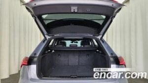 Audi e-tron 55 4WD 2021 года из Южной Кореи