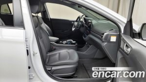 Hyundai Ioniq Q 2020 года из Южной Кореи